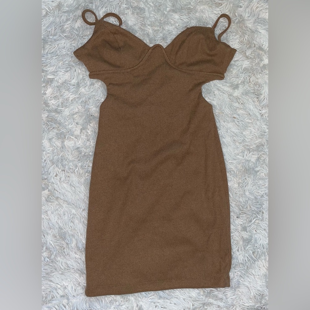 Hello Molly dress - Picture 2 of 11